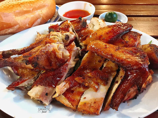 quan ga nuong viet huong